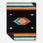 Branded Slowtide® Camp Blanket Valen/Multi